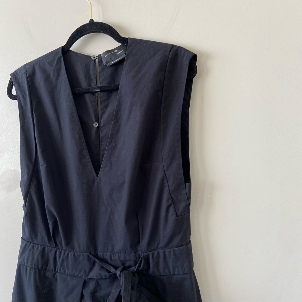 Aritzia-1-01 babaton Judith 100% Cotton Structured Deep V Midi Dress (Medium) - Picture 6 of 14